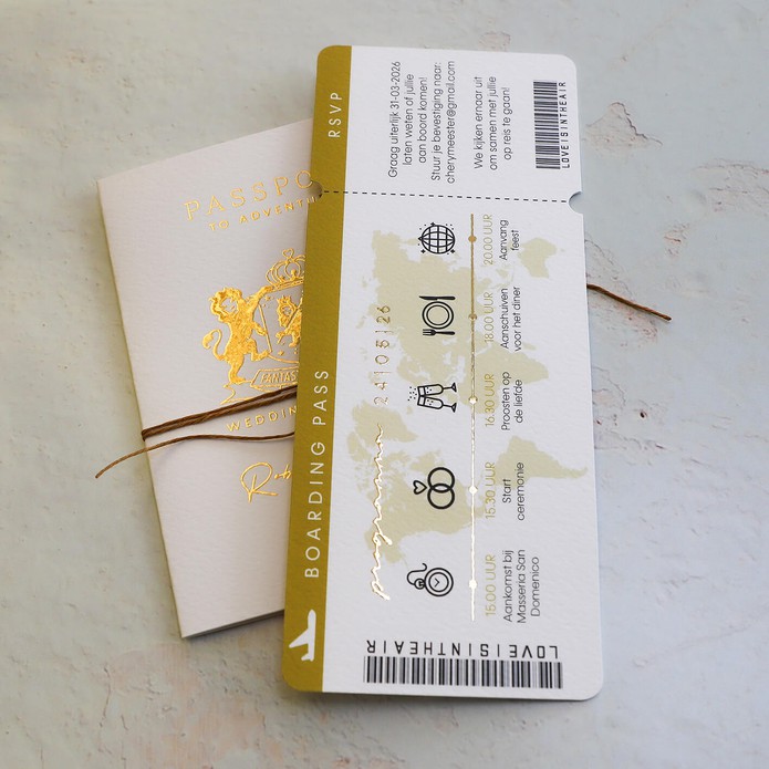 FOLIE STAPEL Trouwkaart - Paspoort met Boarding Pass Goud