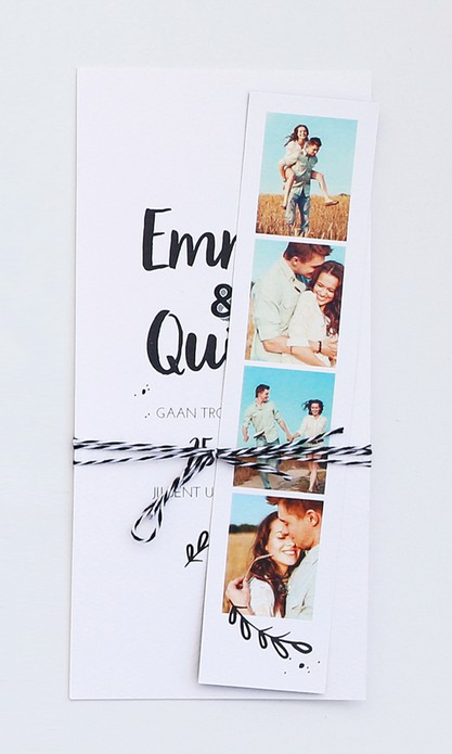 Trouwkaart met fotostrip - Typografisch Zwart-Wit